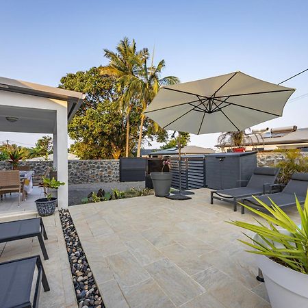 Villa Du Beau Vallon 2 Jacuzzi Privatif Et Piscine Chauffee Partagee Сен-Бенуа Экстерьер фото