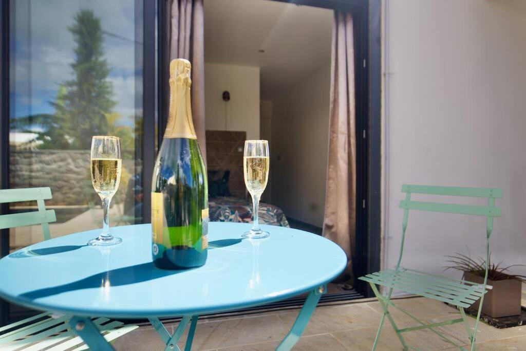 Villa Du Beau Vallon 2 Jacuzzi Privatif Et Piscine Chauffee Partagee Сен-Бенуа Экстерьер фото